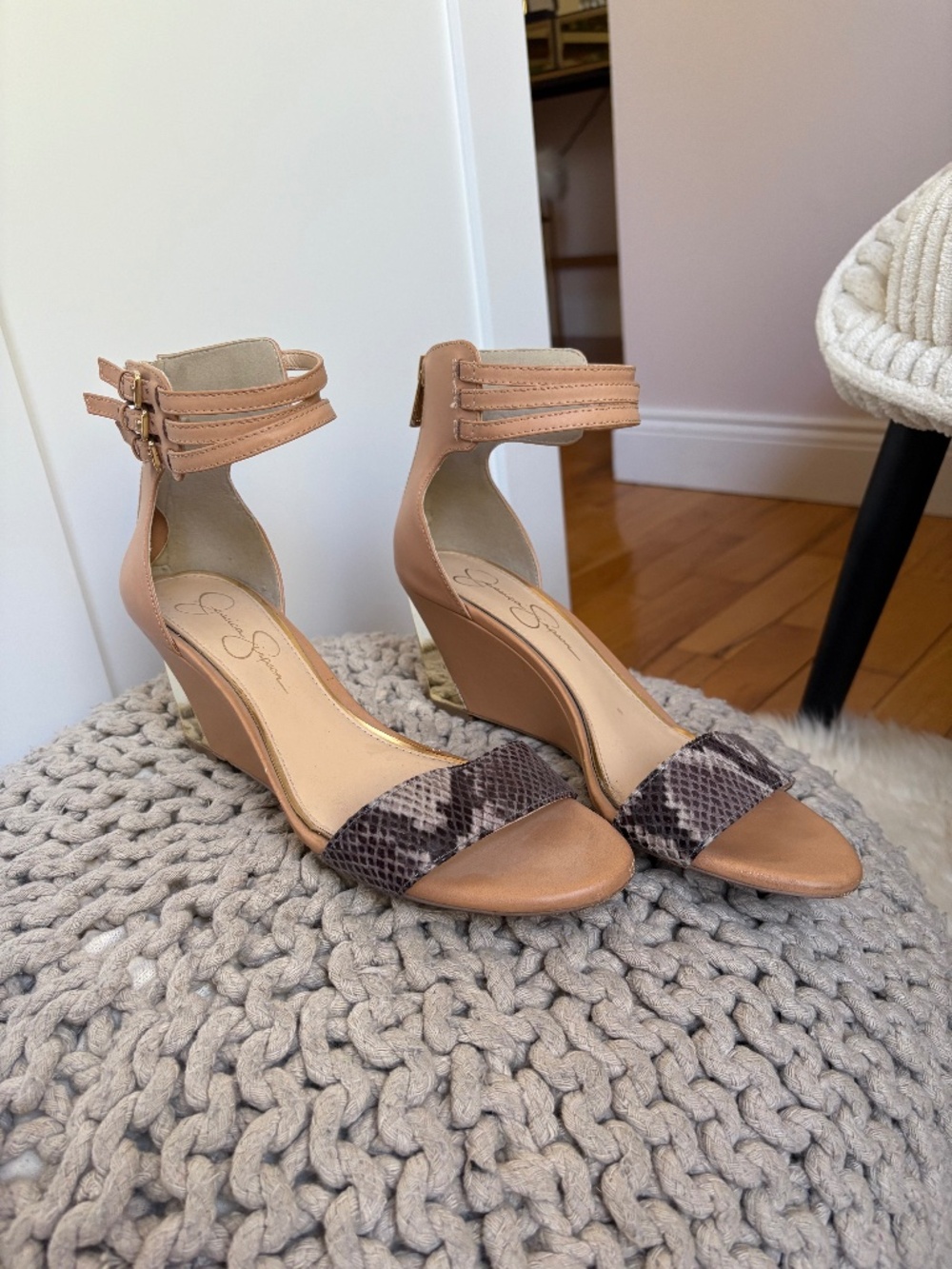 Women’s wedge heel sandal